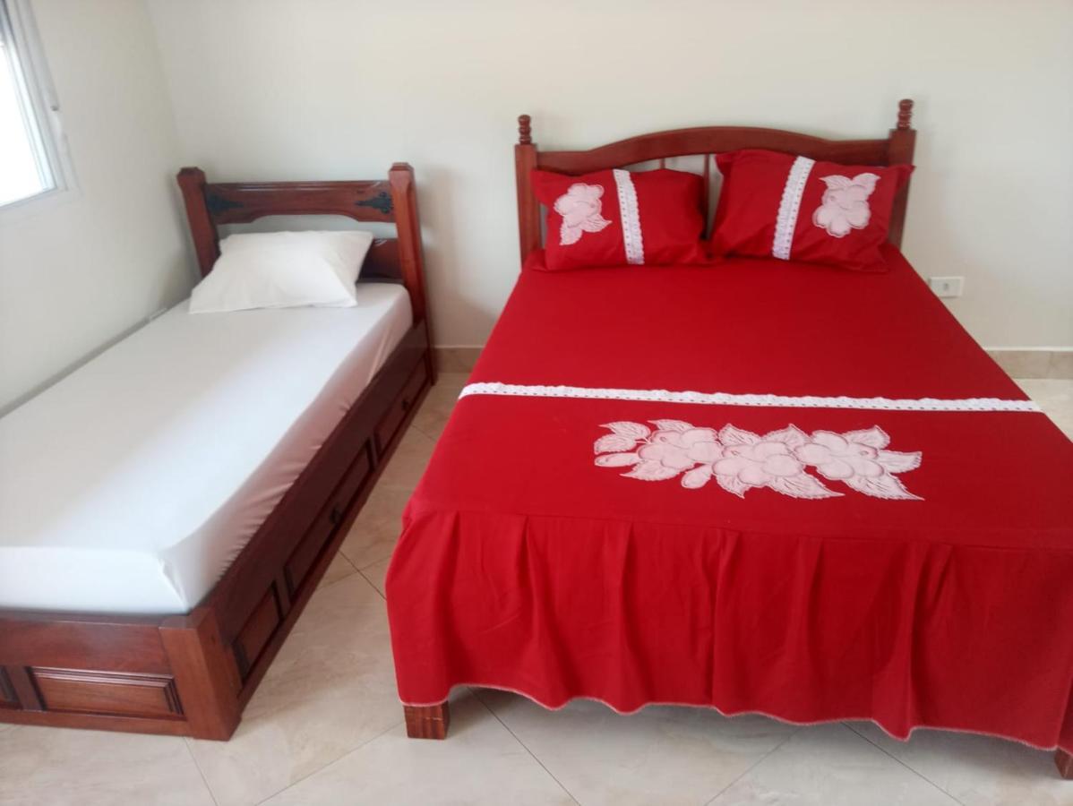 Casa Nova Com Piscina Proxima A Praia E Menos De 3Km Do Centro De אובטובה מראה חיצוני תמונה