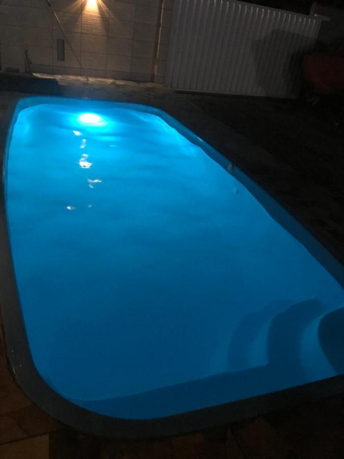 Casa Nova Com Piscina Proxima A Praia E Menos De 3Km Do Centro De אובטובה מראה חיצוני תמונה